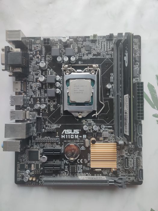 Kit Kit Asus H110M-R + i3 7100 + 4gb DDR4 + Coolder + I/O Shield