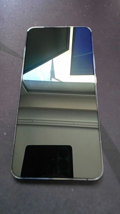 Samsung Galaxy S22 Plus 5G 256GB – Black – Android 16 – Топ състояние