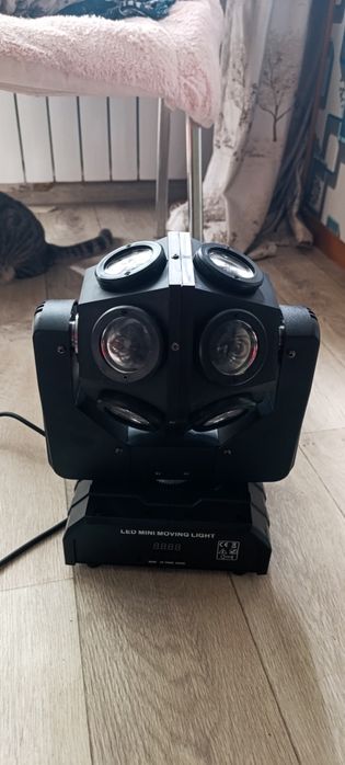 MOKA SFX 12Pcs RGBW LED Rotating Moving Head Light
