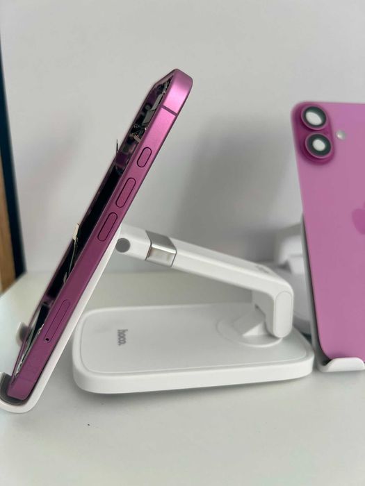Carcasă originală iPhone 16 Pink