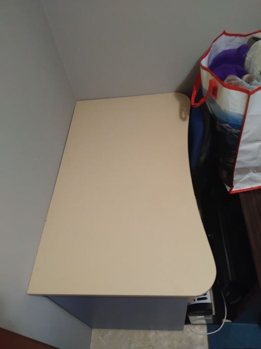 Секция+бюро+легло с повдигащ се механизъм