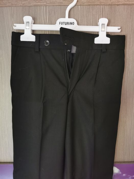 Продам брюки 1-2класс!