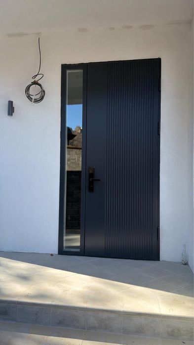 Двери входные металлические