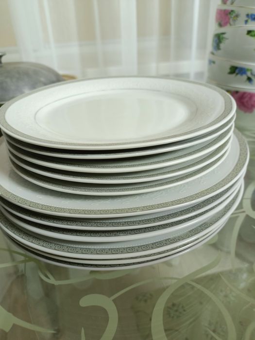 Отдам посуду за символическую сумму