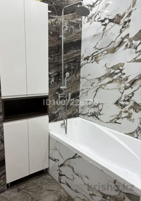 Продам 4-комнатную квартиру