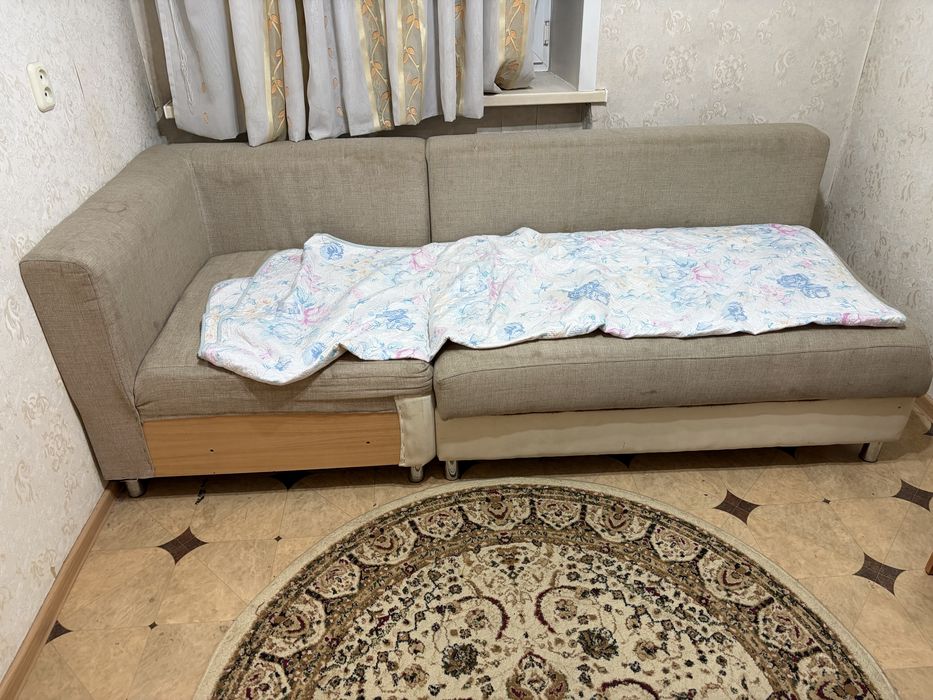 Продам тахту, кресло и диван