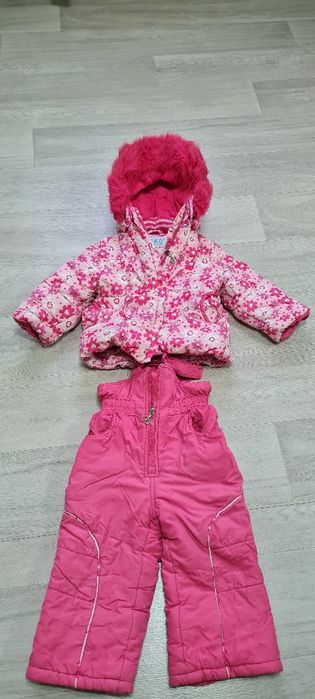 Продам детский комбинезон