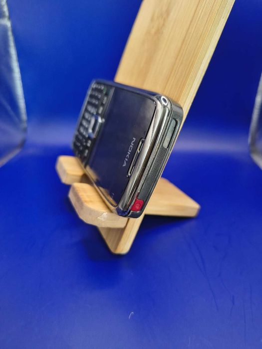 Nokia E71 liber de retea