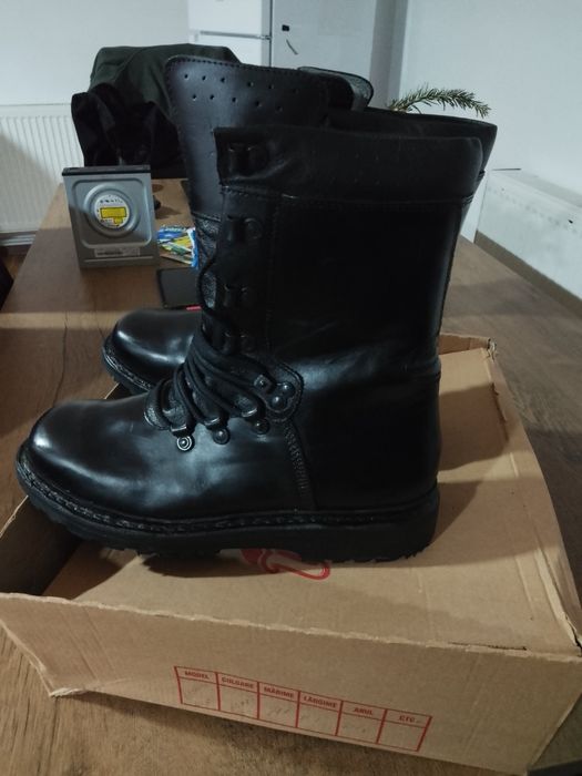 Bocanci piele 42 MApN armata