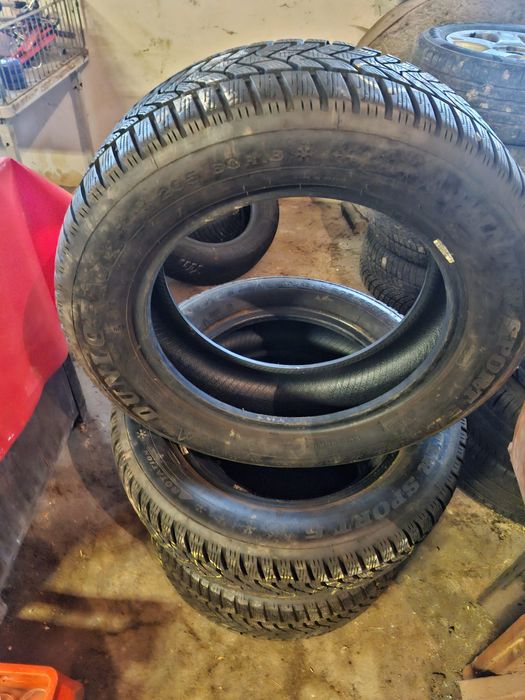 De vânzare set cauciucuri 205/60/16