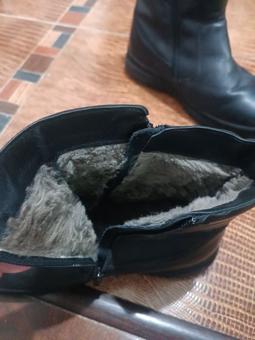 Продам сапожки зимние