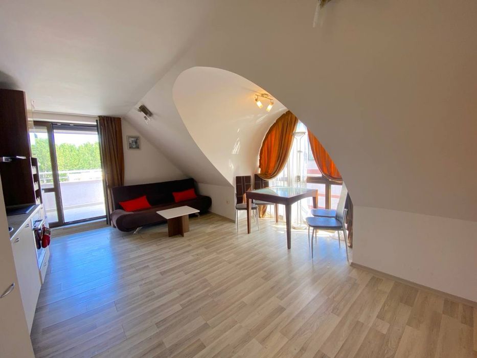 Продава се Двустаен апартамент в к.к. Слънчев бряг - 79 кв.м за 1252 €/кв.м - Снимка #4