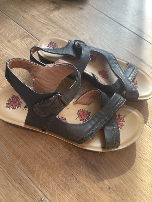 Sandale marime 36