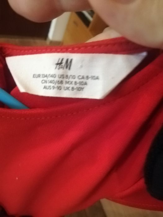 Rochita fetite cu fundiță