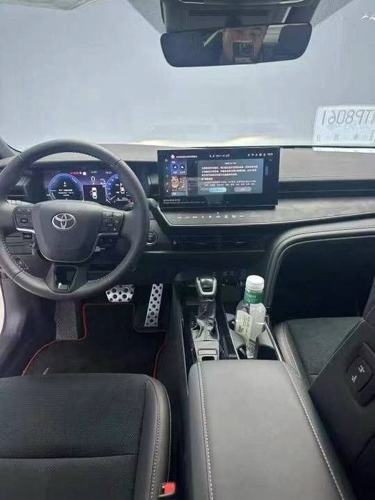 Toyota Camry 2.5 Hybrid