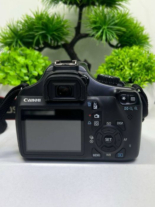 Фотоаппарат Canon EOS1100D