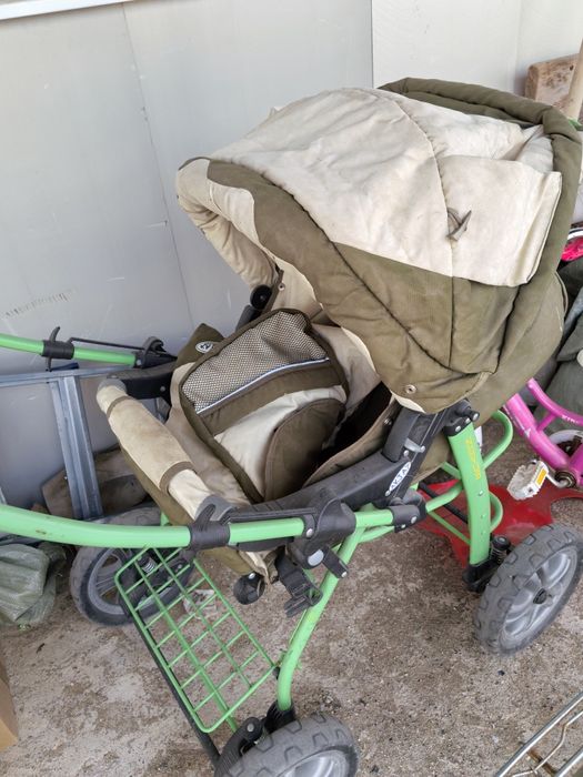 Продам коляску детскую