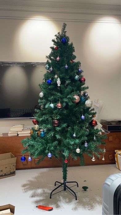 Елки искуственные разных размеров