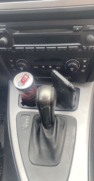Къп холдър за BMW E90 E91 Е92 E93 cup holder