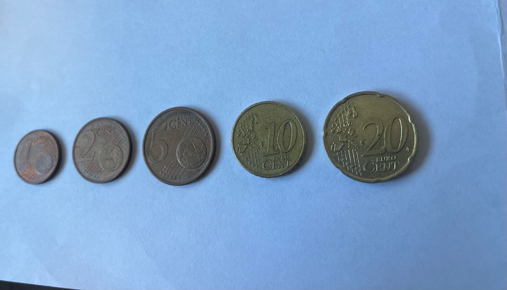 Продавам евро центове колекционерски