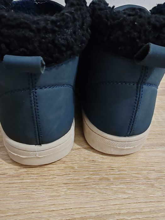 Ghete mărime 27 îmblănite