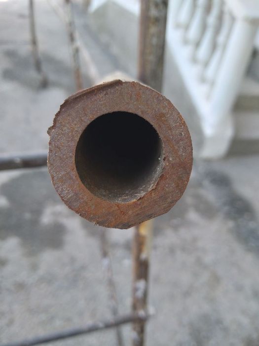 Узунлиги 4 метр. Диаметри 38.мм Калинлиги (стенкаси )  7 мм