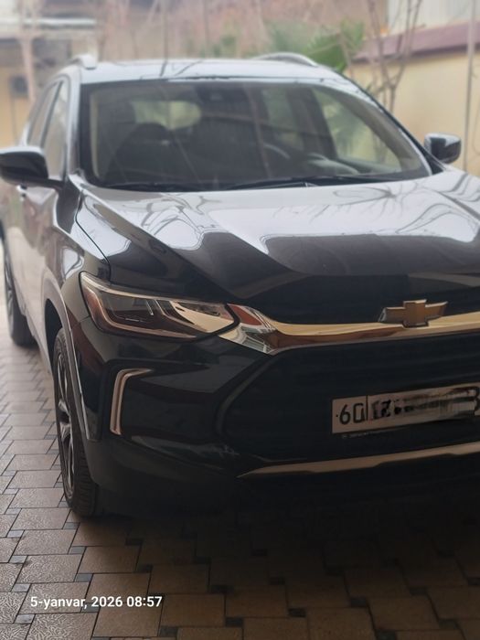 Tracker premier plus 9.800$ oldindan