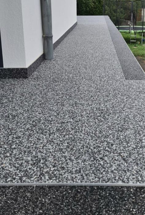 Covor de piatra naturala Constanta