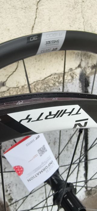 НОВИ DT Swiss А1800 Spline Center Lock 30 мм 28цола 12х100/12х142 Shimano HG