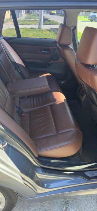 Vând BMW 318d e91 an 2010 euro5