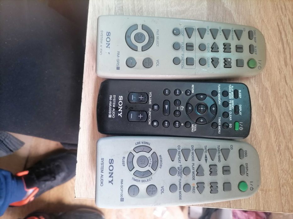 Sony дистанционно 3 броя