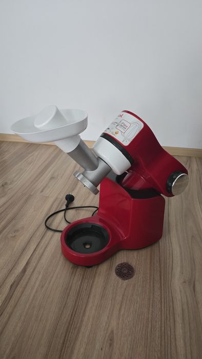 Robot de bucatarie Tefal  1000W PENTRU PIESE DE SCHIMB