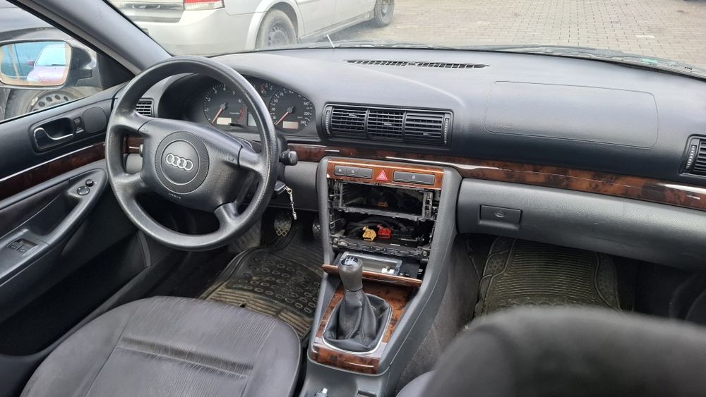 Vand capota,far,aripa Audi A4 B5