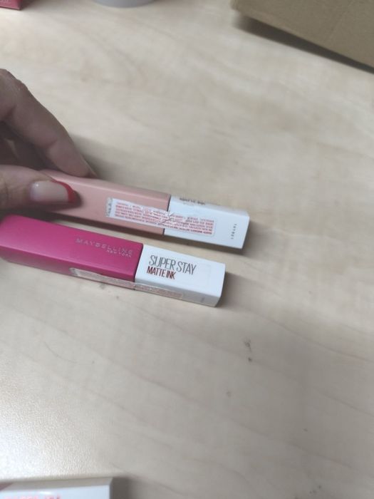 Glosuri maybelline