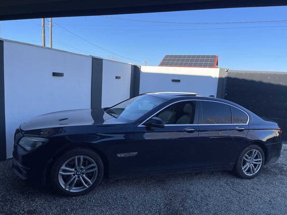 Vand BMW 750d XDrive Full Dotari Avariat Lovit