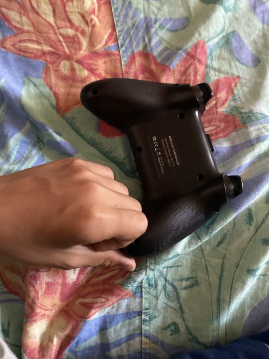 Controller Wireless cu LED (Pentru Telefon, PC, Nintendo Switch) - Ca