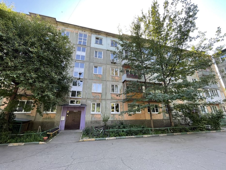 Продается 1,5ка в районе Ивушки, Ул К.Битибаевой 14