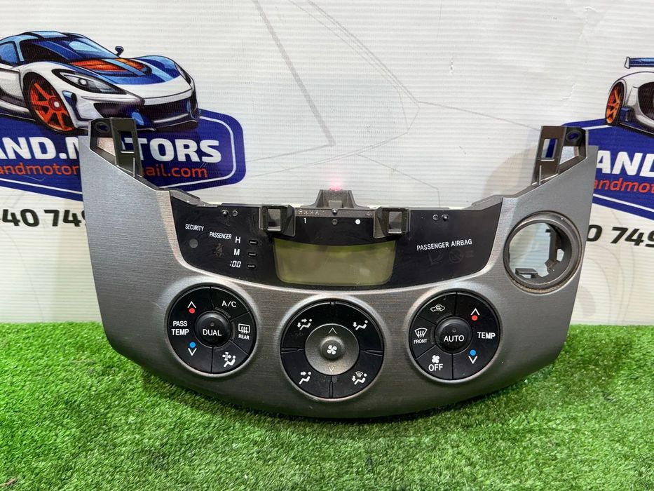 PANOU CENTRAL COMANDA CLIMA TOYOTA RAV 4 2.2 DIESEL 2AD-FTV 2012 COD OEM 4554202040 5590042381 2013-2018