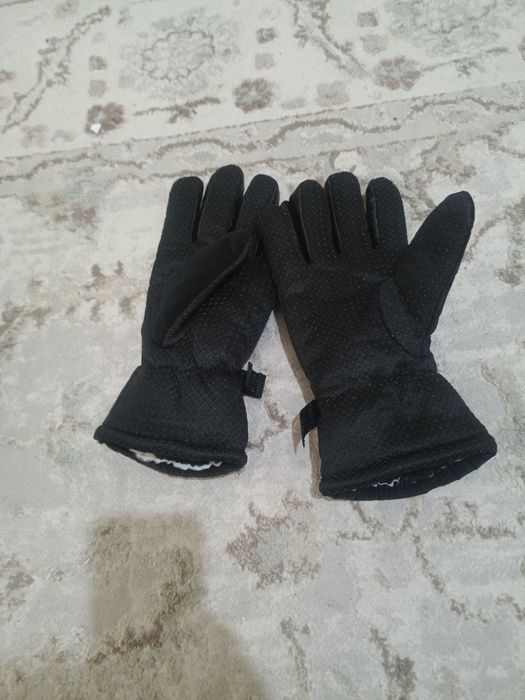 Зимние перчатки срочно