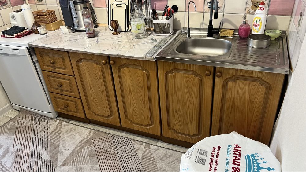 Продается кухонный гарнитур