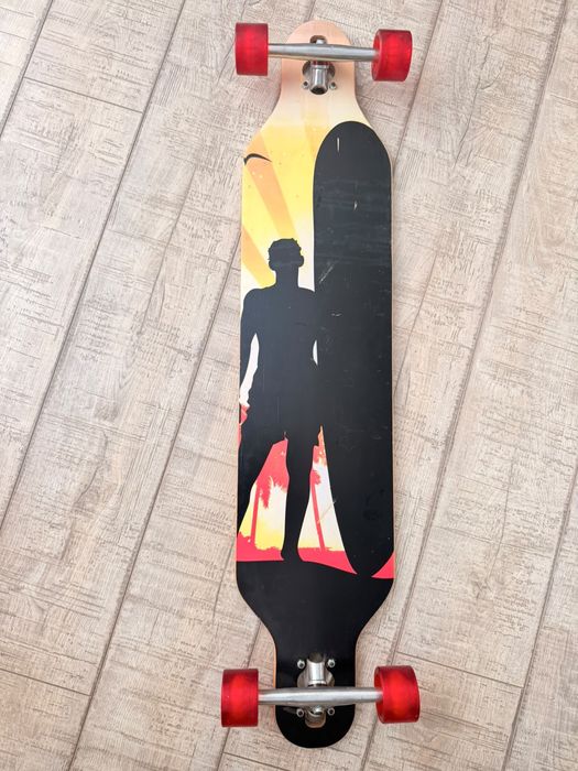 Vand Longboard in stare foarte buna