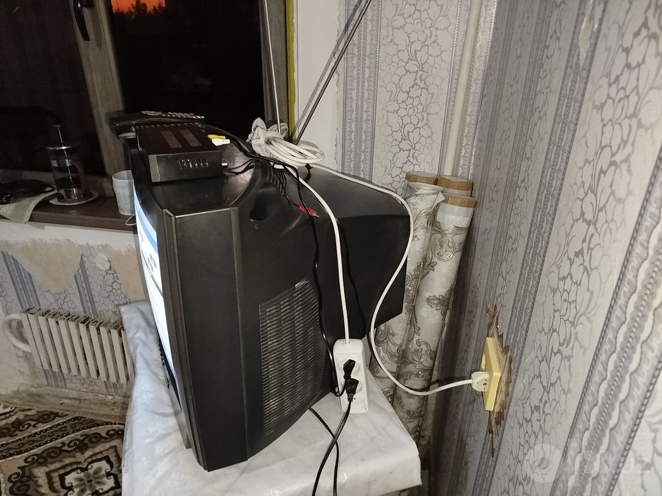 Телевизор SAMSUNG