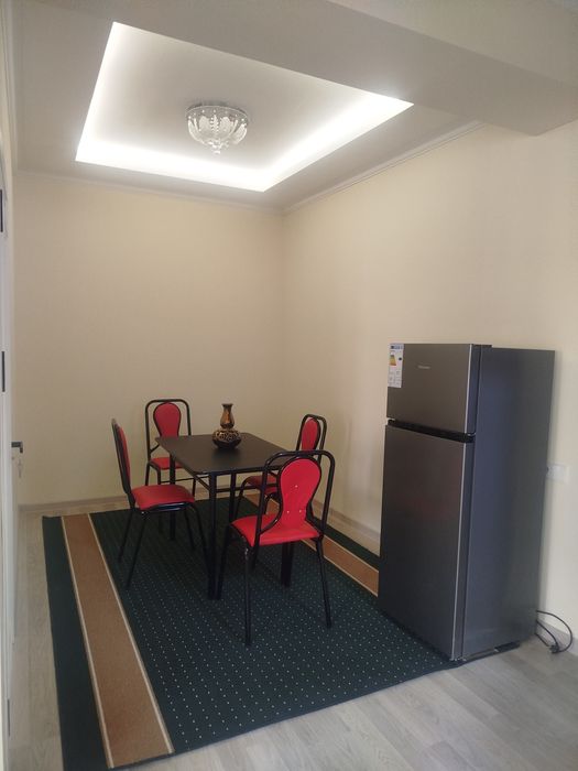 Ijaraga kvartira beriladi Selxoz istut 2 xona 4 etaj lifit bor