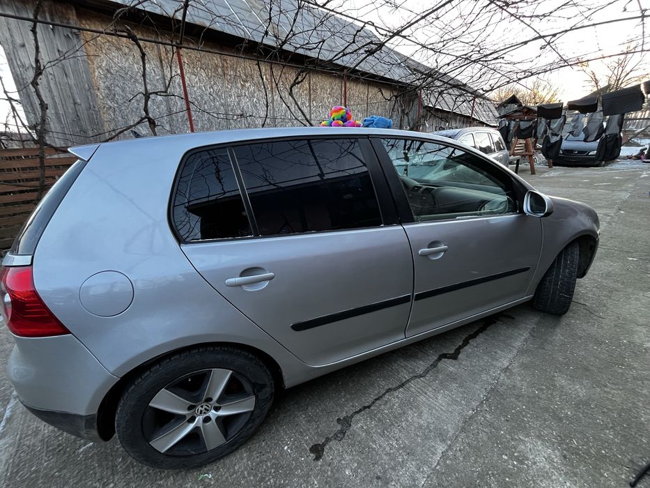 Volkswagen Golf V