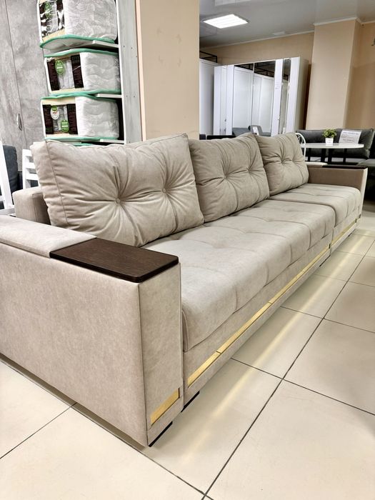 Мягкая мебель, диван