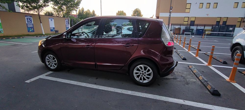 Renault Megane Scenic