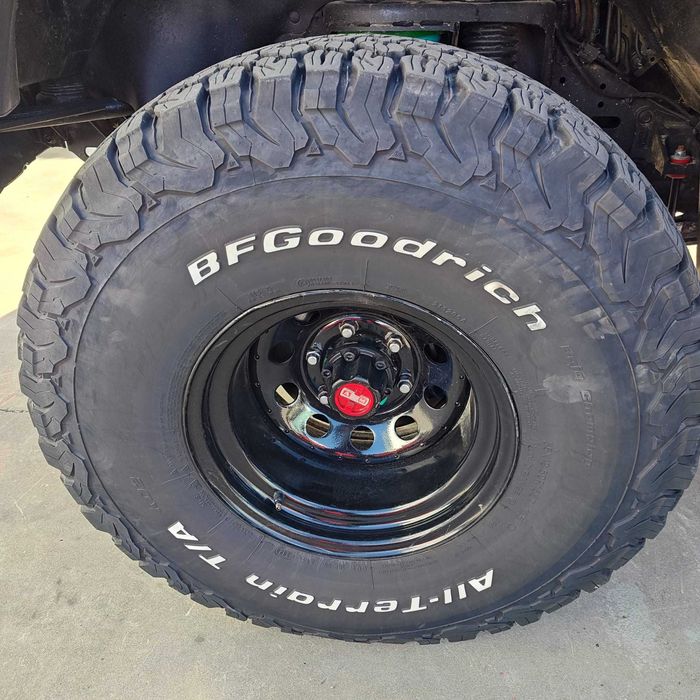 Vand Anvelope BF Goodrich 35X12.5 R15