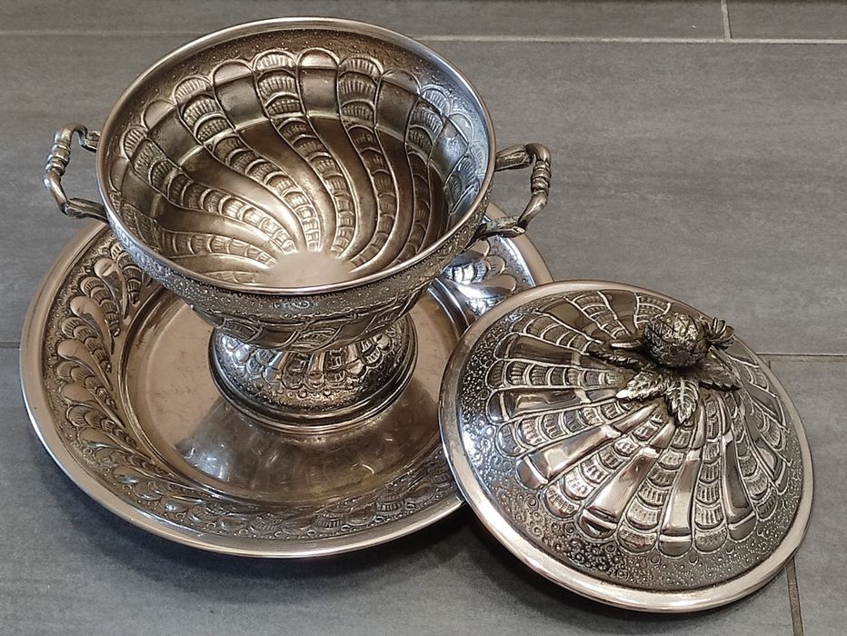 Посребрен Антикварен Комплект / Бонбониера / Фиала / Купа / Супник