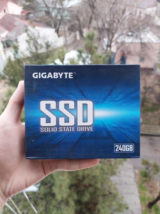 Gigabyte 240GB sata3 box