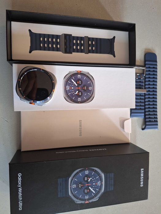 Смарт часовник Samsung Watch ultra